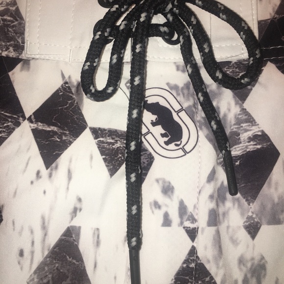 Ecko Unltd swimsuit Men’s  XL new with tags - Picture 2 of 5